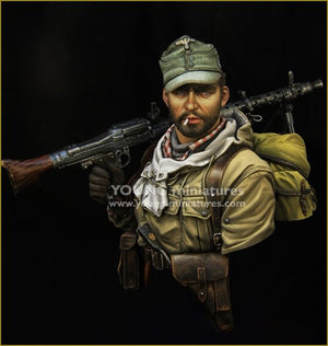 Young Miniatures YM1860 SS GEBIRGSJAGER WWII 1/10 – zdjęcie 2