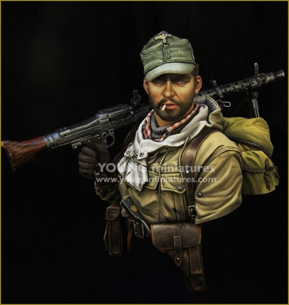 Young Miniatures YM1860 SS GEBIRGSJAGER WWII 1/10 – zdjęcie 2