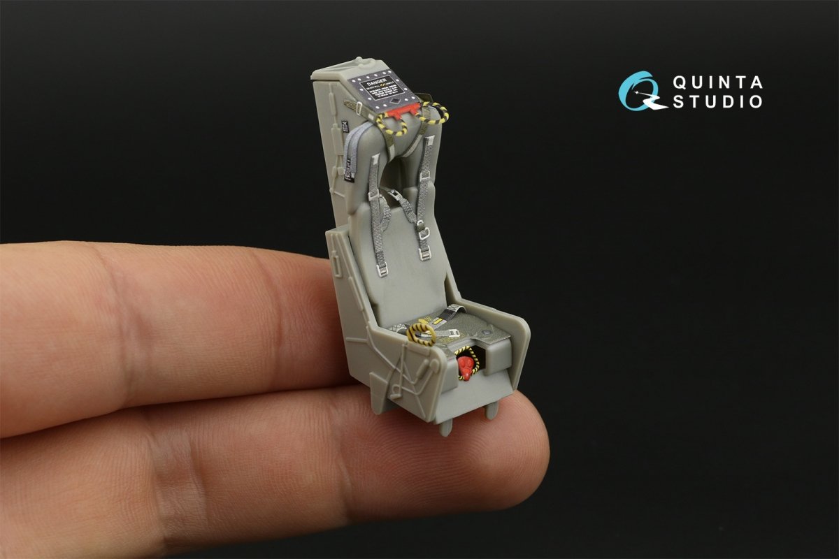Intérieur imprimé en 3D et coloré sur papier décalcomanie (Revell) Quinta Studio QD32039 F-4E 1/32 – image 4