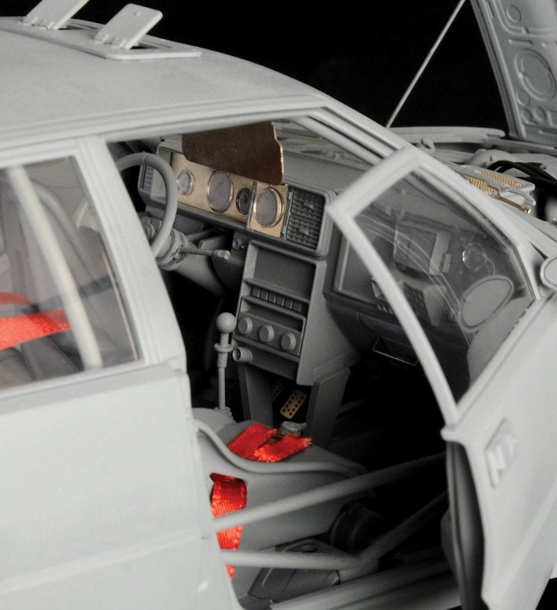 Italeri 4709 Lancia Delta HF integrale 16v 1/12 – immagine 9