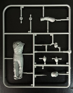 Classy Hobby MC16004 1/16 WWII German Panzer Crew (Driver) – image 3