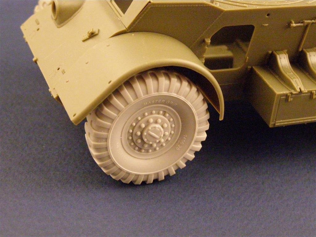 Roues Panzer Art RE35-006 pour AC Staghound 1/35 – image 4