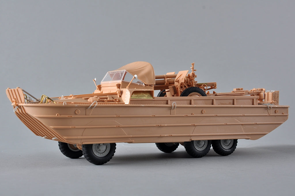 I Love Kit 63540 GMC DUKW-353 with 105mm Howitzer 1/35 – immagine 10