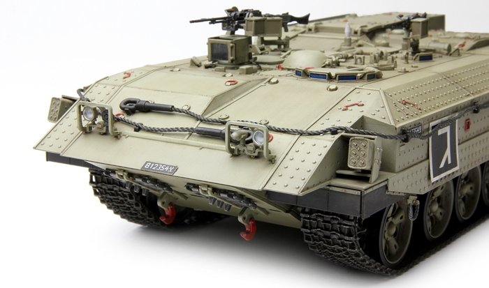 Meng Model SS-003 Achzarit Israel Heavy Armoured Personnel Carrier 1/35 – immagine 3