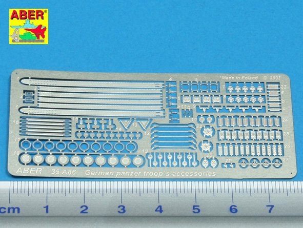 Aber 35A086 German panzer troop`s accessories 1/35 – image 2