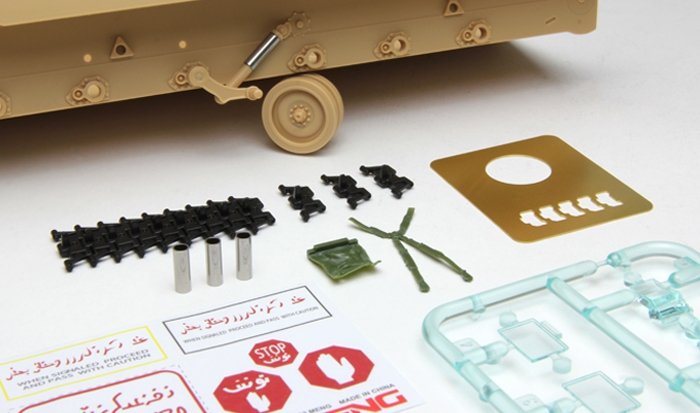 Meng Model SS-004 U.S.Infantry Fighting Vehicle M2A3 Bradley w/BUSK 1/35 – immagine 11