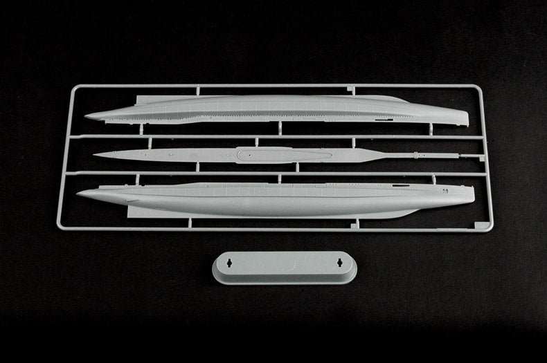 Hobby Boss 83522 French Submarine Surcouf 1/350 – Bild 4