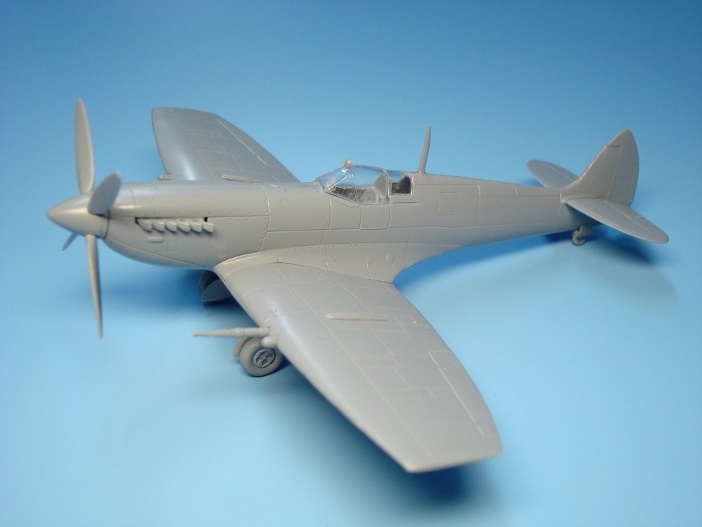 AZ Model AZ7378 Spitfire Mk.VIII RAF 1/72 – immagine 9