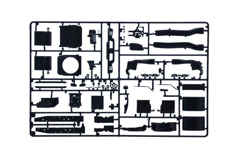 Italeri 3948 MERCEDES-BENZ MP4 BIG SPACE 1/24 – immagine 8