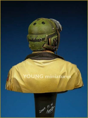 Young Miniatures YM1808 U.S. TANK CREW Europe WWII 1/10 – immagine 3
