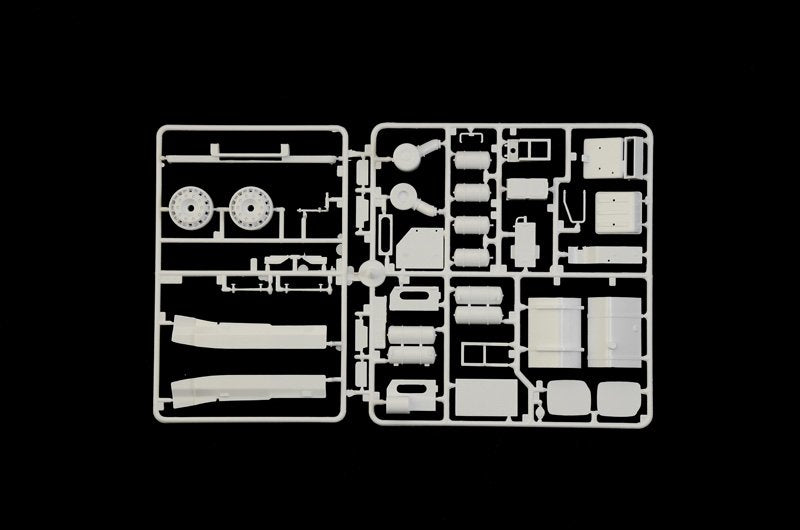 Italeri 3926 IVECO Turbostar 190.48 Special 1/24 – imagen 7