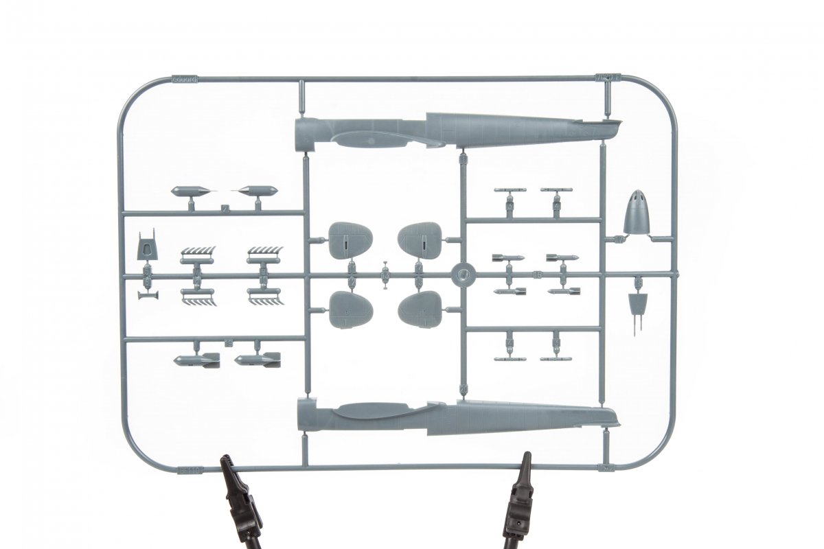 Eduard 7083 Bf 110E 1/72 – immagine 9