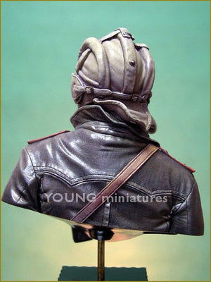 Young Miniatures YM1823 SOVIET TANK COMMANDER 1944 1/10 – Bild 7
