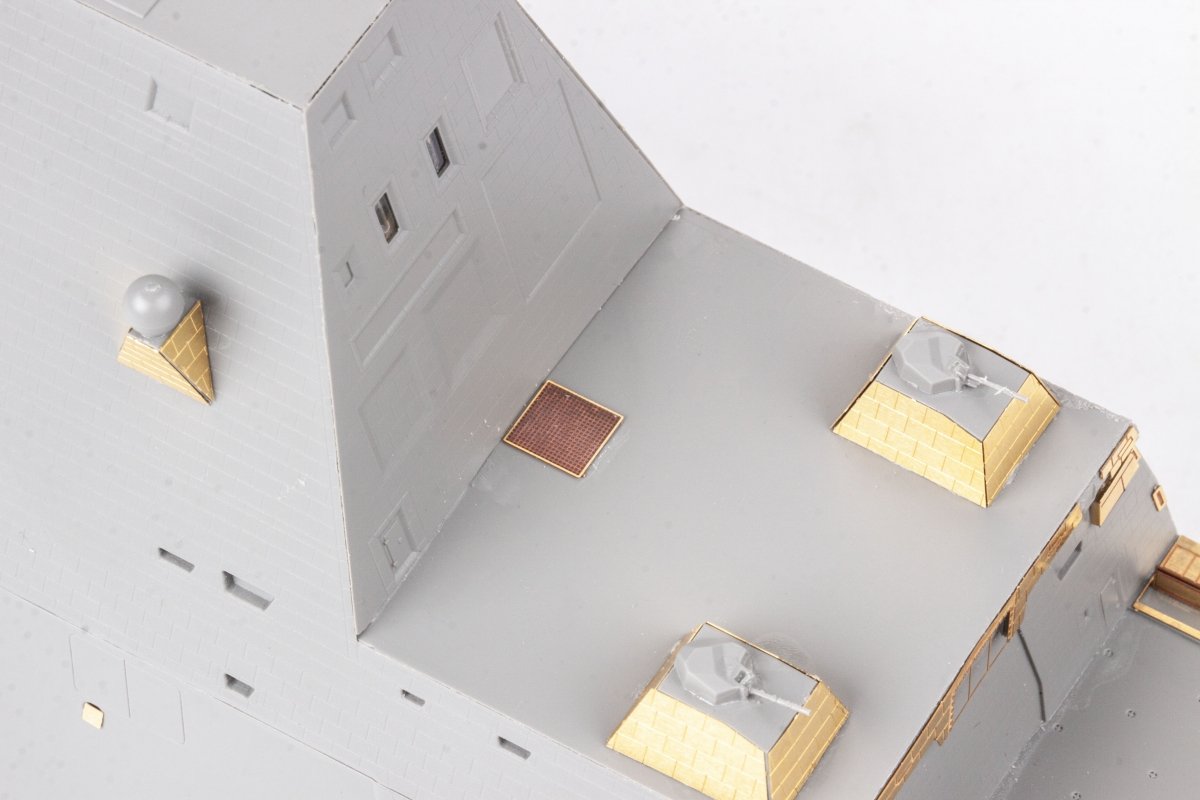 Eduard 53288 USS DDG-1000 Zumwalt SNOWMAN MODELS, TAKOM 1/350 – immagine 6