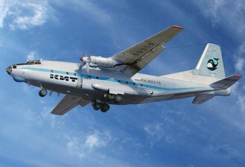 A-Model 72228 ANTONOV AN-8 1/72
