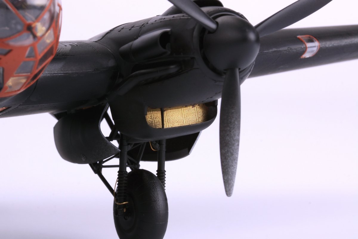 Eduard 48948 He 111H-3 bomb bay ICM 1/48 – immagine 2