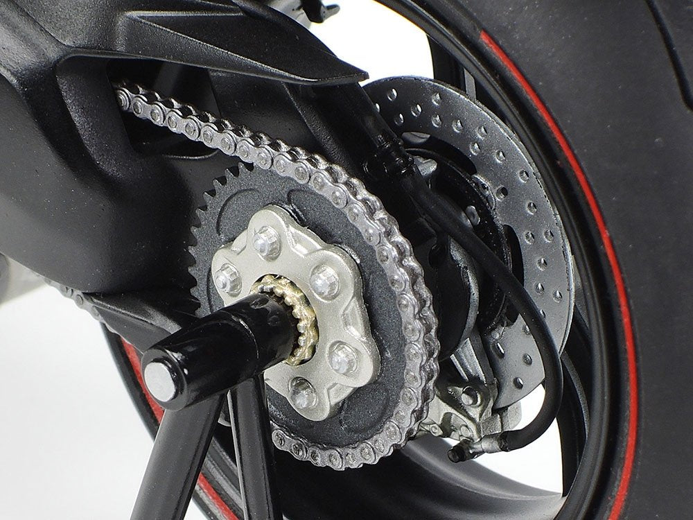 Tamiya 14140 Ducati Superleggera V4 1/12 – imagen 11