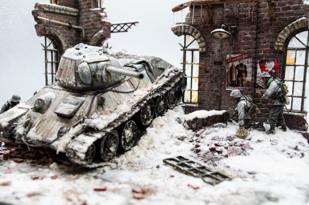 RT-Diorama 35302 Diorama-Base: &amp;quot;Wintergewitter&amp;quot; Operation Winter Storm 1/35 – Bild 13