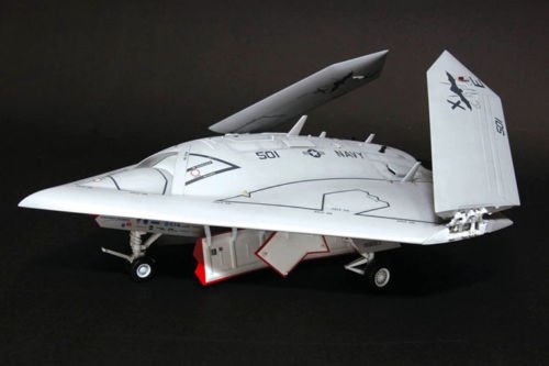 Freedom 18001 U.S Navy UCAS X-47B 1/48 – immagine 6