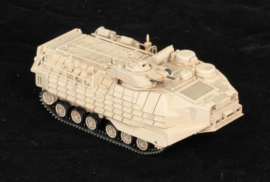 Dragon Armor 63019 AAVP-7A1 w/Enhanced Applique Armor Kit 1/72 – Bild 2