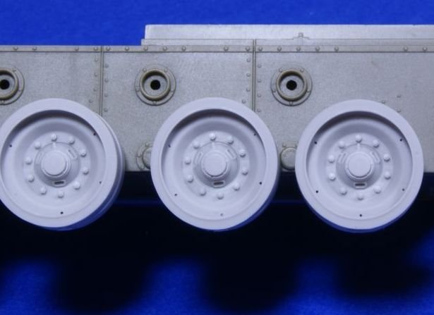 Roues de route Panzer Art RE35-202 pour A34 « Comet » 1/35 – image 3
