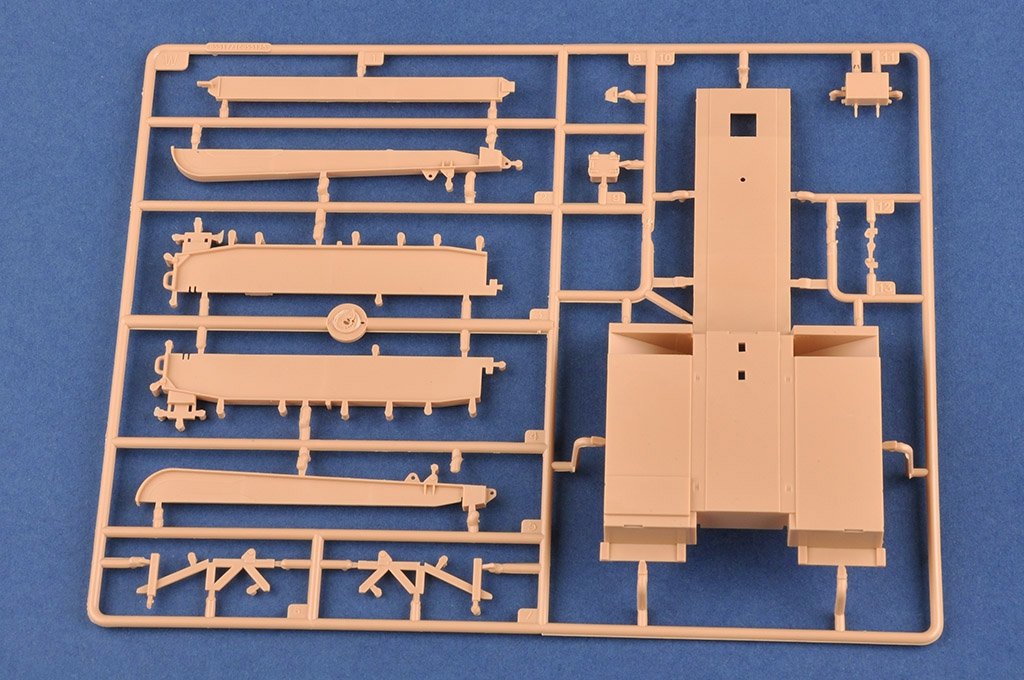 Hobby Boss 85517 BAZ-64022 russe avec TEL S-400 5P85TE2 (1/35) – image 12