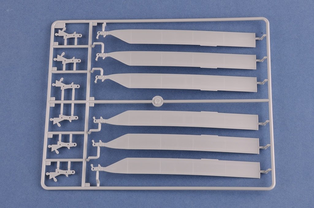 Hobby Boss 81773 CH-47D CHINOOK 1/48 – image 9