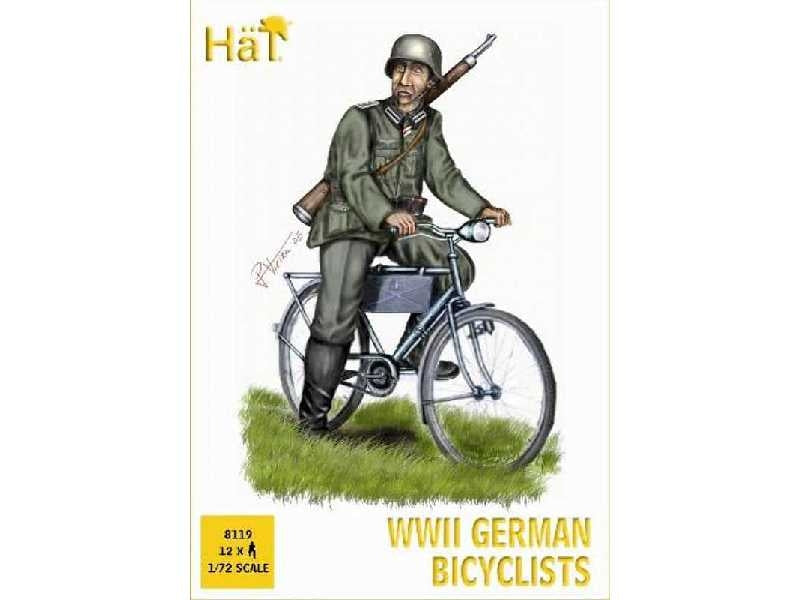 Hat 8119 WWII German on bicycles 1/72
