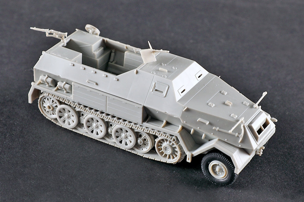 Trumpeter 07404 Sd.Kfz.8 Gepanzerter Zugkraftwagen 12t 1/72 – zdjęcie 6