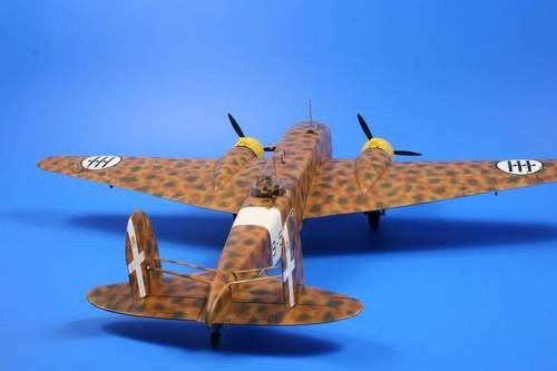 Specjal Hobby 48068 Fiat BR.20 Cicogna 1/48 – Bild 6