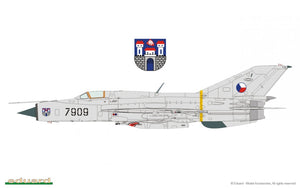 Eduard 8237 MiG-21PFM 1/48 – immagine 13