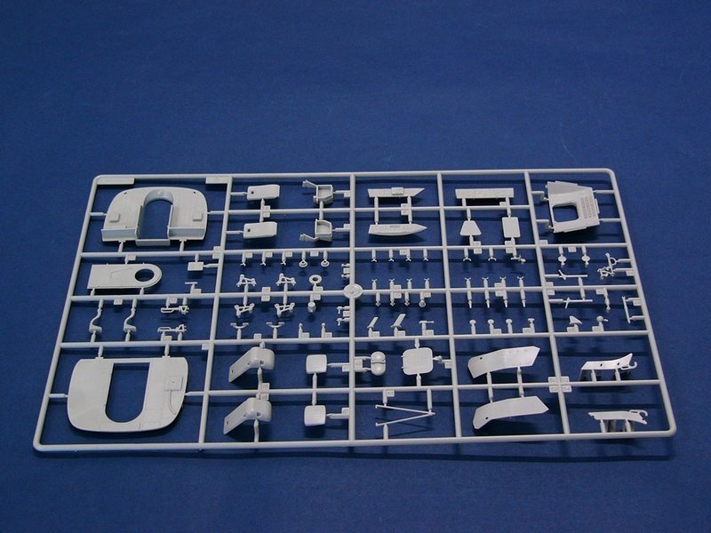 Trumpeter 05102 Mi-8MT/Mi-17 Hip-H Helicopter 1/35 – immagine 6