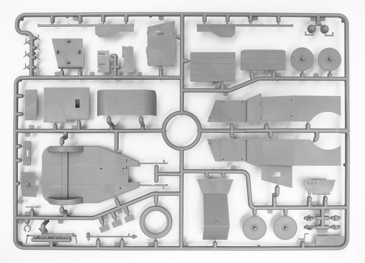 ICM 35670 Model T RNAS Armoured Car with WWI British Tank Crew 1/35 – Bild 5