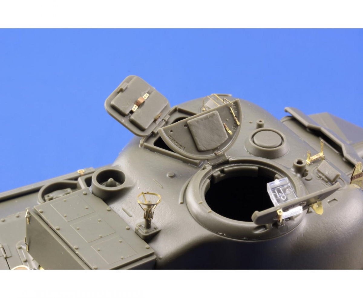 Eduard 36300 Sherman Mk. V Firefly 1/35 Tamiya – immagine 2