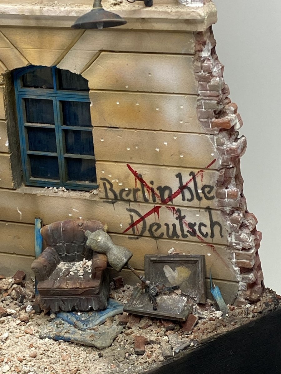 RT-Diorama 35025 Diorama-Base: German Town House 1/35 – immagine 8