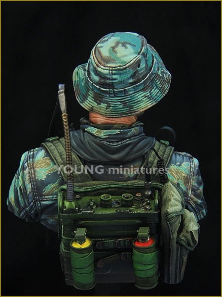 Young Miniatures YM1845 US NAVY SEAL VIETNAM 1/10 – Bild 3