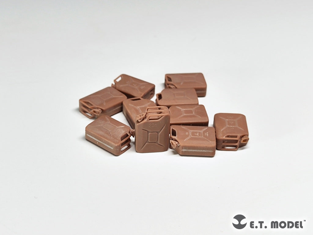 E.T. Model P35-263 Russian 20L FUEL CANS SET 5+5 1/35 – zdjęcie 4