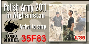 Toro 35F83 PKW Afganistan - Przyjazd do obozu Figurka wraz z kalkomanią 1/35