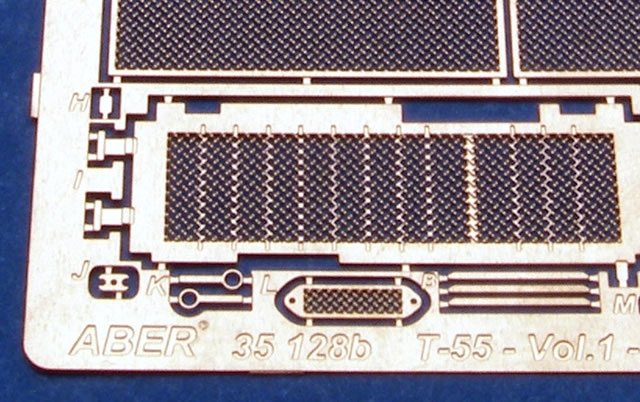 Aber 35128 Char moyen soviétique T-55A partie 1 ensemble de base (TAM,TRU) (1/35) – image 2
