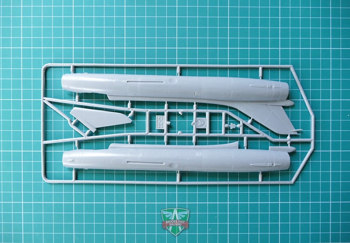 Modelsvit 72018 Sukhoi Su-17 Serial 1/72 – immagine 4