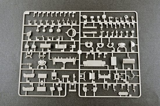 Trumpeter 09547 Russian T-72A Mod 1983 1/35 – image 11