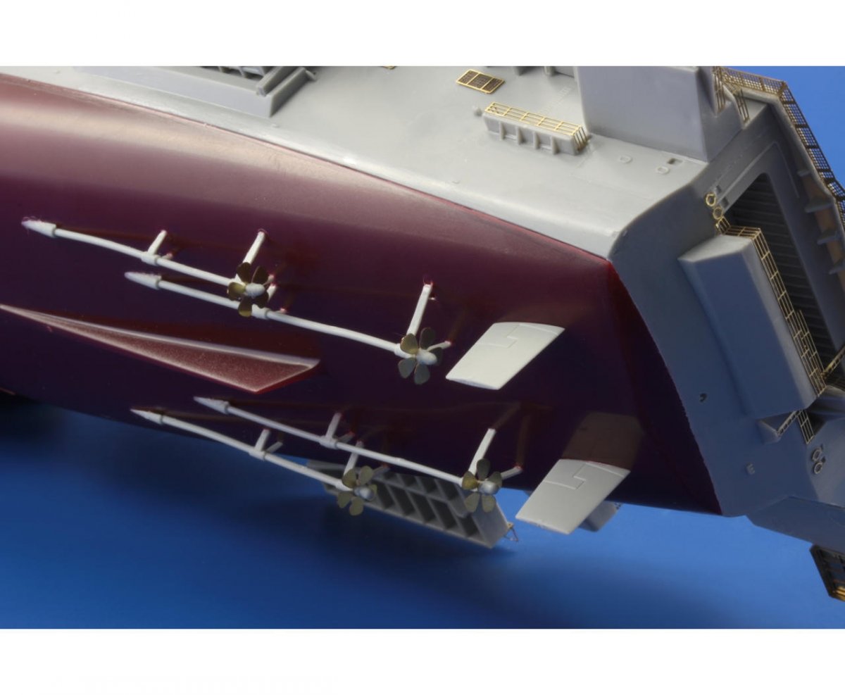 Eduard 17027 USS Nimitz CVN-68 (2005) TRUMPETER 1/700 – immagine 10