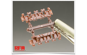 Rye Field Model 5024 JAGDPANTHER WORKABLE TRACK LINKS 1/35 – image 2
