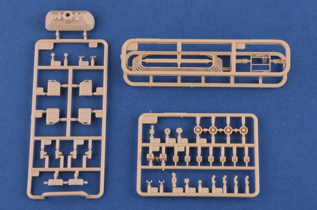 Hobby Boss 84502 Leopard C1A1 (Canadian MBT) 1/35 – immagine 10