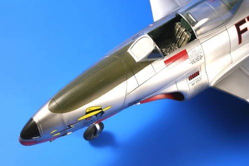 Specjal Hobby 32048 F-80C Shooting Star Over Korea 1/32 – Bild 2