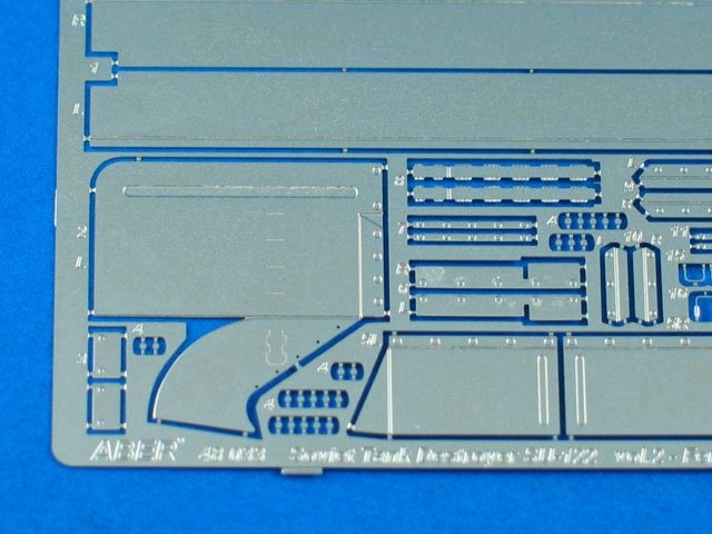 Aber 48033 SU-122 - cz. 2 - zestaw dodatkowy - błotniki Tamiya 1/48 – zdjęcie 6