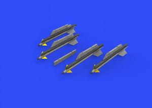 Missiles Eduard 672188 R-13M avec pylônes pour MiG-21 au 1/72 – image 2