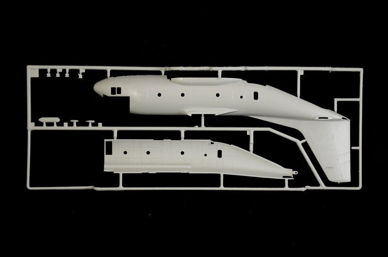 Italeri 1450 C-27J SPARTAN / G.222 1/72 – zdjęcie 14