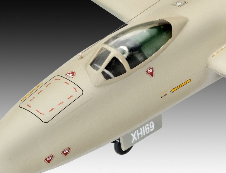 Revell 04281 Canberra PR.9 1/72 – imagen 3