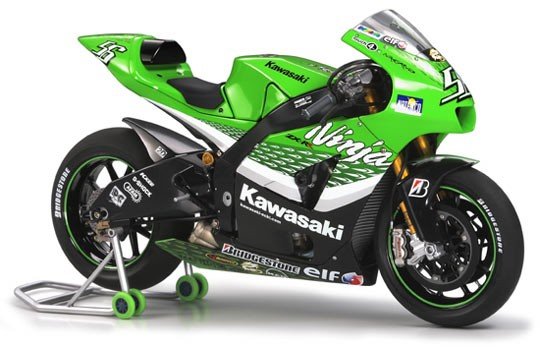 Tamiya 14109 Kawasaki Ninja ZX-RR 1/12